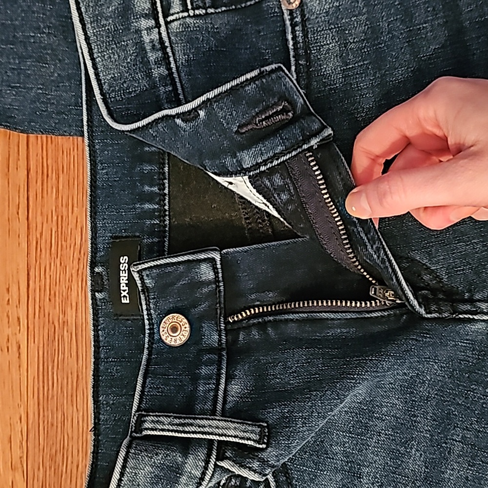 Express Skyscraper Jeans View 4